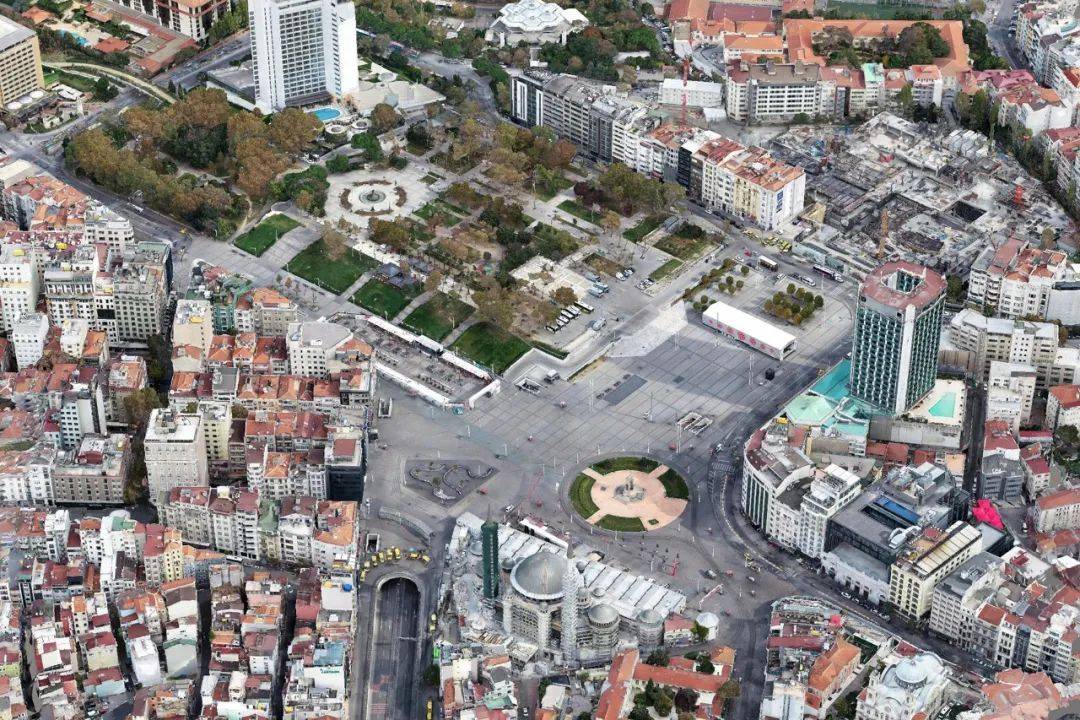 bob游戏官方修建 平面拼贴：伊斯坦布尔塔克西姆广场乡村策画提案(图3)